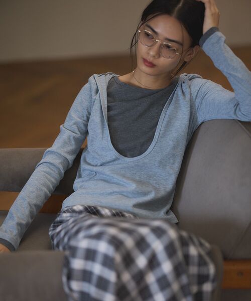 CRAFT STANDARD BOUTIQUE（クラフトスタンダードブティック）の「レイヤード風フード付きプルオーバー◆（Tシャツ/カットソー・レディース・グレー/ブラウン・FREE）」の8枚目の写真