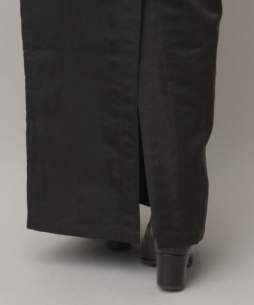 A part by（アパートバイ）の「【セットアップ対応】ナイロンタイトスカート（スカート・レディース・ブラック/ライトベージュ/カーキ・SMALL/MEDIUM）」の19枚目の写真