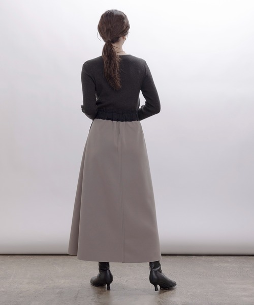 Eimee Law(エイミーロウ)の「リバーシブル ボンディング レタリング フレアースカート(スカート・レディース・ダークネイビー/ブラック/カーキ・FREE)」の10枚目の写真
