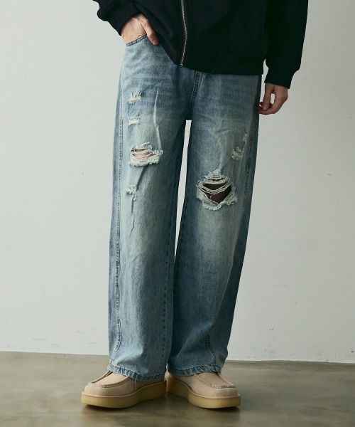 Shoowtime（ショウタイム）の「Wide-Leg Distressed Denim / クラッシュワイドデニム（デニムパンツ・メンズ・ブラック系/ブルー系・LARGE/X-LARGE）」の2枚目の写真
