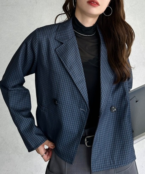 TREOVER(トレオーバー)の「シンプルなのに印象的な大人のためのこなれアイテム ショート丈テーラードダブルジャケット(テーラードジャケット・レディース・ブラウン/チャコール/ブラック/アイボリー/ライトグレー・FREE)」の12枚目の写真