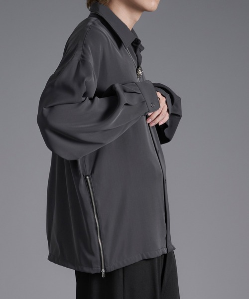 Ellno Loset（エルノロゼット）の「2WAYサイドジップガラパターンシャツ（シャツ/ブラウス・メンズ・ブラック/オフホワイト/チャコール・SMALL/MEDIUM/LARGE）」の4枚目の写真