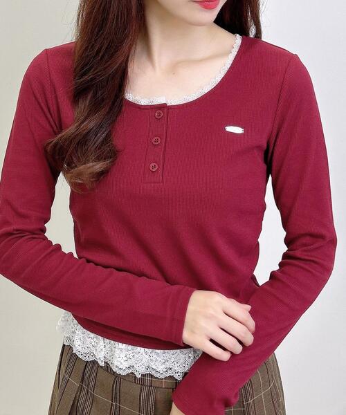 INGNI(イング)の「ヘンリーネックレース付プレートロゴ長袖リブトップス/A(Tシャツ/カットソー・レディース・ボルドー/ブラック/グレー・M)」の3枚目の写真