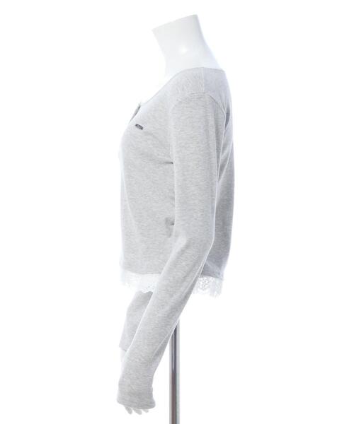 INGNI(イング)の「ヘンリーネックレース付プレートロゴ長袖リブトップス/A(Tシャツ/カットソー・レディース・ボルドー/ブラック/グレー・M)」の6枚目の写真