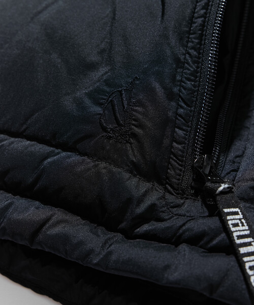 FREAK'S STORE(フリークスストア)の「NAUTICA/ノーティカ 700FP ヴィンテージライク ダウンベスト(ダウンベスト・レディース・ブラック/オレンジ・フリ-)」の11枚目の写真