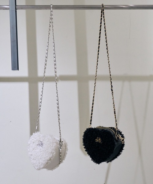 mieya mieya(ミーヤミーヤ)の「【mieya mieya】"m" boa heart bag/ボアハートバッグ"(ショルダーバッグ・レディース・ホワイト/ブラック・FREE)」の14枚目の写真