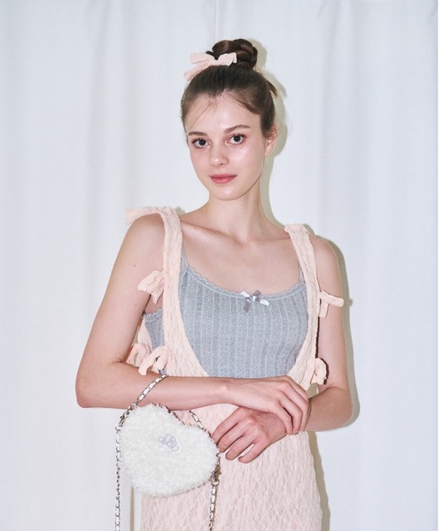 mieya mieya(ミーヤミーヤ)の「【mieya mieya】"m" boa heart bag/ボアハートバッグ"(ショルダーバッグ・レディース・ホワイト/ブラック・FREE)」の5枚目の写真
