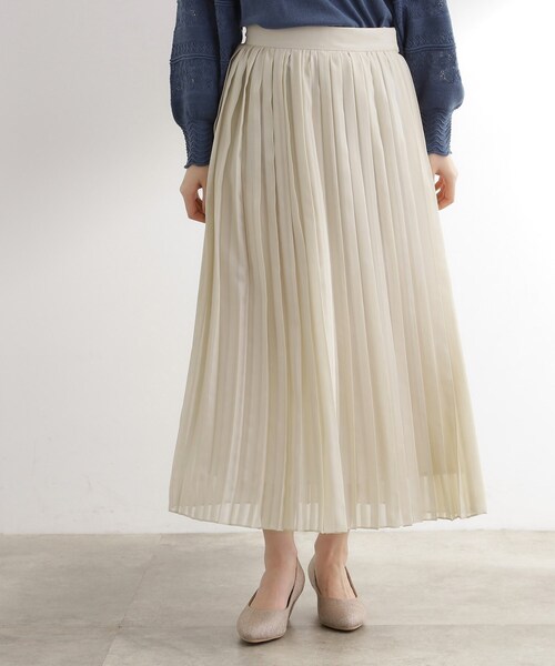 grove（グローブ）の「【洗える】ひらりとゆれる　上品プリーツスカート（スカート・レディース・ブラック/カーキ/ナチュラル・01/02/03/04/05）」の2枚目の写真