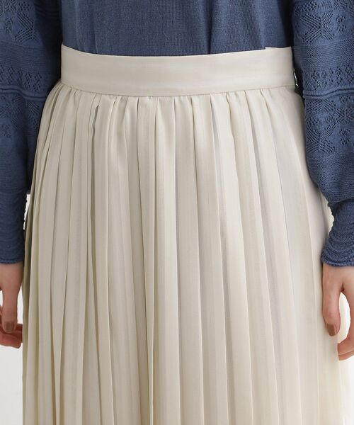 grove（グローブ）の「【洗える】ひらりとゆれる　上品プリーツスカート（スカート・レディース・ブラック/カーキ/ナチュラル・01/02/03/04/05）」の8枚目の写真