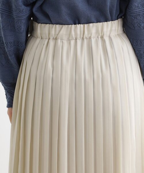 grove（グローブ）の「【洗える】ひらりとゆれる　上品プリーツスカート（スカート・レディース・ブラック/カーキ/ナチュラル・01/02/03/04/05）」の10枚目の写真