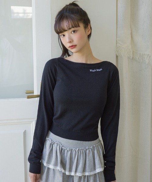 muahmuah(ムーアムーア)の「A'GEM/9 × .kom 『muah muah/ムーアムーア』 SLIM FIT BOAT NECK KNIT/ボートネック スリムフィット ニット(ニット/セーター・レディース・チャコールグレー/アイボリー/ブラック/A・FREE)」の1枚目の写真