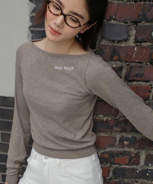 muahmuah(ムーアムーア)の「A'GEM/9 × .kom 『muah muah/ムーアムーア』 SLIM FIT BOAT NECK KNIT/ボートネック スリムフィット ニット(ニット/セーター・レディース・チャコールグレー/アイボリー/ブラック/A・FREE)」の16枚目の写真