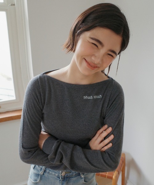 muahmuah(ムーアムーア)の「A'GEM/9 × .kom 『muah muah/ムーアムーア』 SLIM FIT BOAT NECK KNIT/ボートネック スリムフィット ニット(ニット/セーター・レディース・チャコールグレー/アイボリー/ブラック/A・FREE)」の14枚目の写真