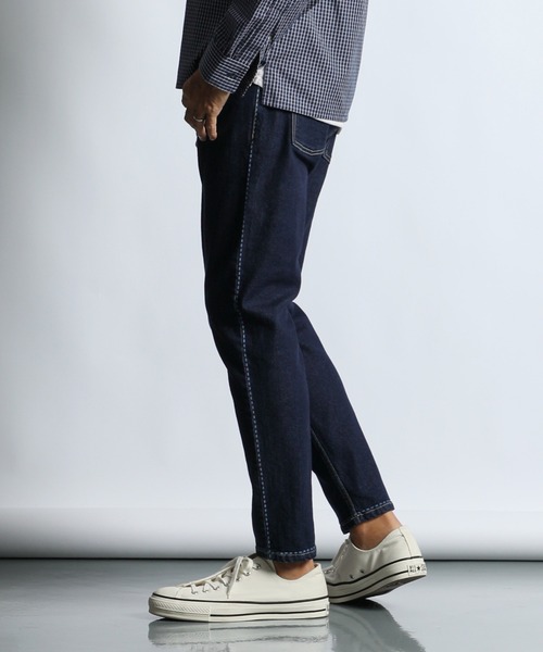The DUFFER of ST.GEORGE(ザダファーオブセントジョージ)の「「GUM STRETCH DENIM」LASER STITCH 5PKT PANTS :超伸縮「ガムストレッチ デニム」レーザー加工 ブルーデニム(デニムパンツ・メンズ・ダークインディゴブルー・X-LARGE/LARGE/MEDIUM/SMALL)」の11枚目の写真