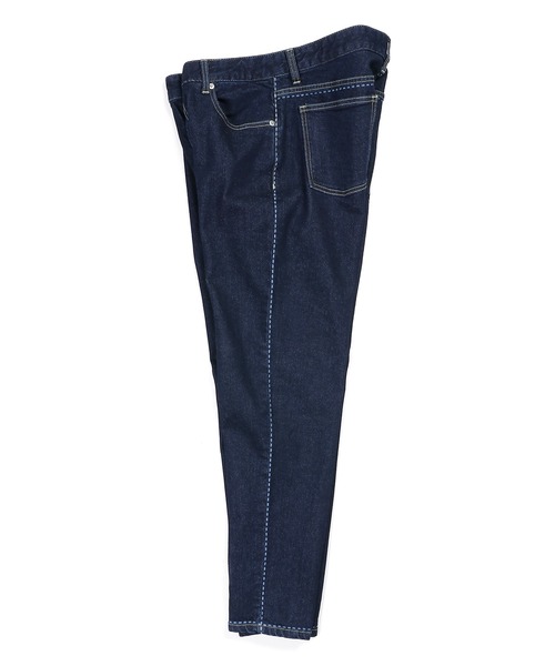 The DUFFER of ST.GEORGE(ザダファーオブセントジョージ)の「「GUM STRETCH DENIM」LASER STITCH 5PKT PANTS :超伸縮「ガムストレッチ デニム」レーザー加工 ブルーデニム(デニムパンツ・メンズ・ダークインディゴブルー・X-LARGE/LARGE/MEDIUM/SMALL)」の8枚目の写真