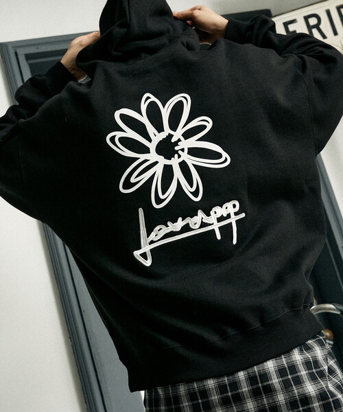 PUBLUX(パブリュクス)の「PUBLUX/パブリュクス LOVE POP STUDIO FLOWER GRAPHIC HOODIE(限定展開)(パーカー・メンズ・ライトグレー/ブラウン/ブラック・SMALL/MEDIUM/LARGE)」の10枚目の写真