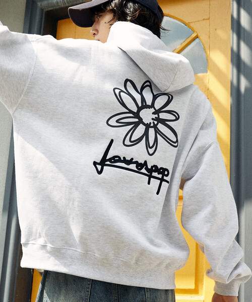 PUBLUX(パブリュクス)の「PUBLUX/パブリュクス LOVE POP STUDIO FLOWER GRAPHIC HOODIE(限定展開)(パーカー・メンズ・ライトグレー/ブラウン/ブラック・SMALL/MEDIUM/LARGE)」の18枚目の写真