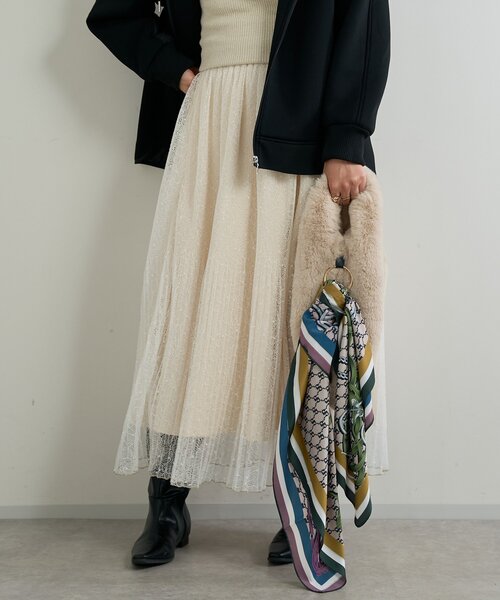 un dix cors（アンディコール）の「《コーデのアクセントに》ベルト柄リバーシブルスカーフ（ストール/ショール・レディース・グリーン/オレンジ・FREE）」の14枚目の写真