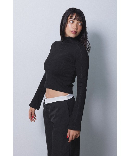 ALEXIA STAM（アリシアスタン）の「Wellness High Neck Rib Long Sleeve Tee /ハイネック長袖T（Tシャツ/カットソー・レディース・ブラック/グレー/ネイビー・FREE）」の2枚目の写真