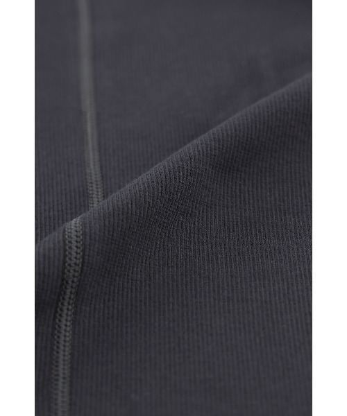 ALEXIA STAM（アリシアスタン）の「Wellness High Neck Rib Long Sleeve Tee /ハイネック長袖T（Tシャツ/カットソー・レディース・ブラック/グレー/ネイビー・FREE）」の17枚目の写真