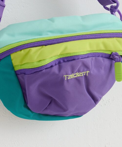 w closet（ダブルクローゼット）の「マルチWAYカラーショルダーBAG（ショルダーバッグ・レディース・パープル/レッド・FREE）」の8枚目の写真