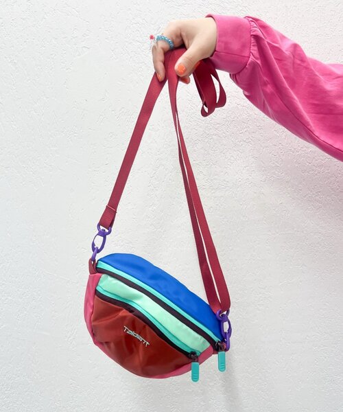 w closet（ダブルクローゼット）の「マルチWAYカラーショルダーBAG（ショルダーバッグ・レディース・パープル/レッド・FREE）」の12枚目の写真