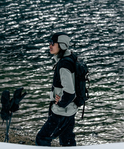 Snow Peak(スノーピーク)の「MofM Fleece Pullover フリース プルオーバー / SnowPeak × mountainofmoods(その他アウター・メンズ・ブラック/グレイッシュベージュ・XL/L/M/S)」の5枚目の写真
