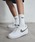 NIKE�i�i�C�L�j�́u�i�C�L �R�[�g �r�W���� LOW SE �E�B�����Y�V���[�Y / Nike Court Vision Low SE Women's Shoes IM7646-100 White�i�X�j�[�J�[�j�v�b�z���C�g