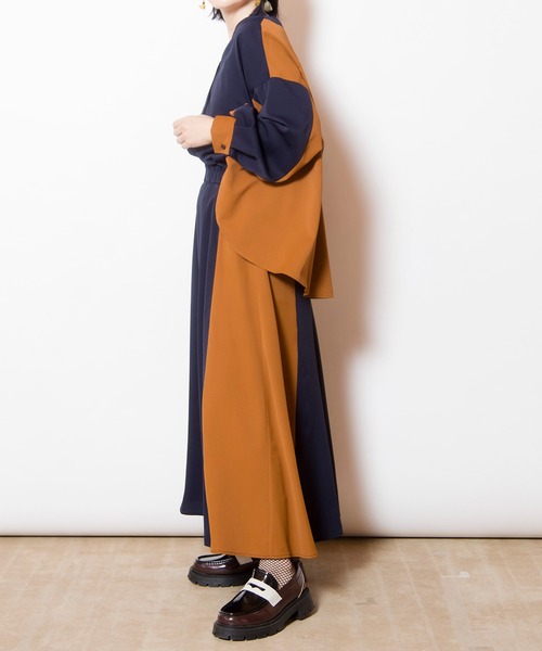 OSMOSIS(オズモーシス)の「バイカラーワンピース(ワンピース・レディース・ネイビー/カーキ/ブラック・ONE SIZE)」の12枚目の写真