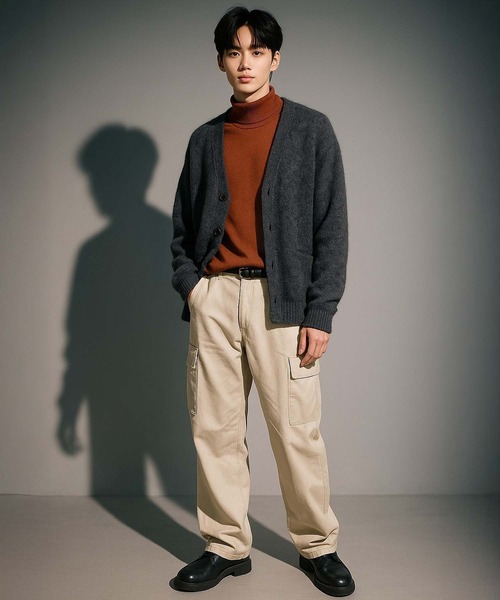 VIBGYOR(ヴィブジョー)の「【Korea Select】 ボカシVネックカーディガン(CN)(カーディガン/ボレロ・メンズ・ブルー/チャコールグレー/レッド系その他・FREE)」の6枚目の写真