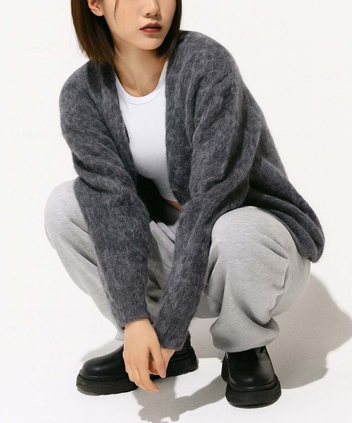 VIBGYOR(ヴィブジョー)の「【Korea Select】 ボカシVネックカーディガン(CN)(カーディガン/ボレロ・メンズ・ブルー/チャコールグレー/レッド系その他・FREE)」の7枚目の写真