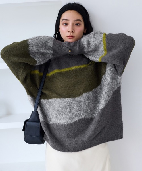 VIS（ビス）の「【WEB限定】グラデーションインターシャ起毛ニット（ニット/セーター・レディース・キナリ/チャコールグレー・FREE）」の2枚目の写真