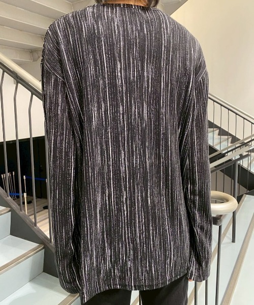 BENUSTA(ベヌスタ)の「A'GEM/9 × .kom 『BENUSTA/ベヌスタ』 Metallic Pleated Rib Top/メタリックプリーツリブトップス(Tシャツ/カットソー・メンズ・ホワイト/ブラック・FREE)」の8枚目の写真