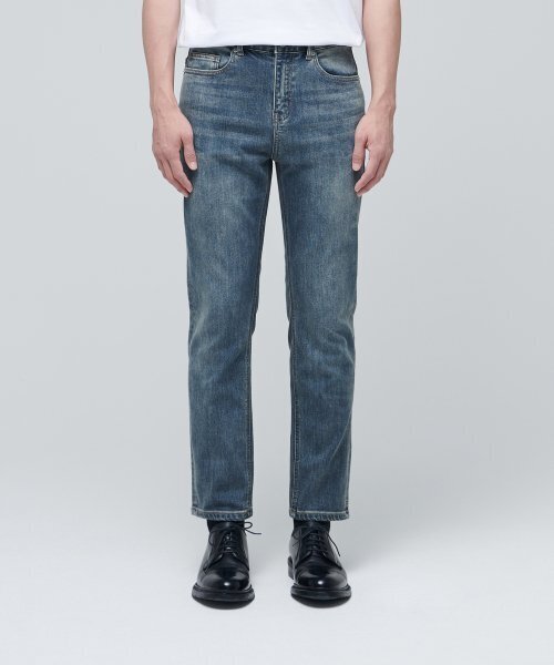 MUSINSA STANDARD（ムシンサスタンダード）の「KIPASスリムクロップドデニムパンツ[ライトインディゴ]（デニムパンツ・メンズ・その他・26/27/28/29/38/42/32/30/31/33）」の2枚目の写真