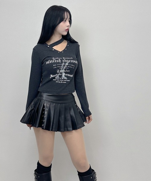 FOLLOWIN(フォロウィン)の「クロスネックスタッズロゴリブトップス(Tシャツ/カットソー・レディース・ブラック/ホワイト/ブラウン・FREE)」の15枚目の写真