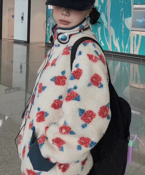 ViViDAY(ビビデー)の「バラ柄もこもこボアブルゾン(ブルゾン・レディース・アイボリー・M)」の20枚目の写真