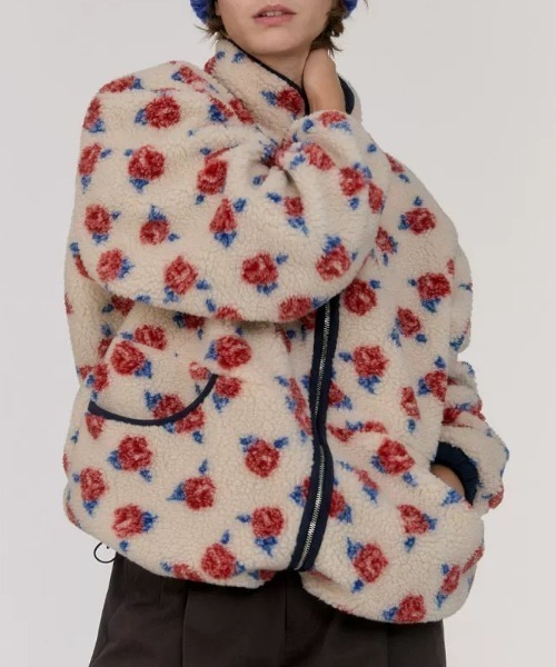 ViViDAY(ビビデー)の「バラ柄もこもこボアブルゾン(ブルゾン・レディース・アイボリー・M)」の15枚目の写真