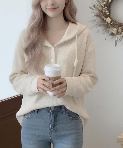 cammie(キャミー)の「紐デザインビックプルオーバー(ニット/セーター・レディース・アイボリー/ブラック・M/L)」の4枚目の写真