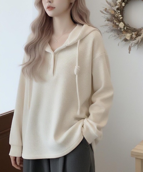 cammie(キャミー)の「紐デザインビックプルオーバー(ニット/セーター・レディース・アイボリー/ブラック・M/L)」の5枚目の写真