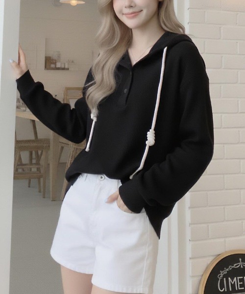 cammie(キャミー)の「紐デザインビックプルオーバー(ニット/セーター・レディース・アイボリー/ブラック・M/L)」の6枚目の写真