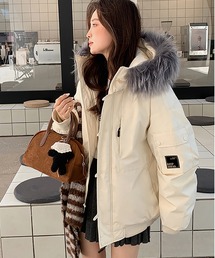 LAFFMO（ラフモ）の「フェイクファー付き中綿ミドル丈コート（ダウンジャケット/コート・レディース）」