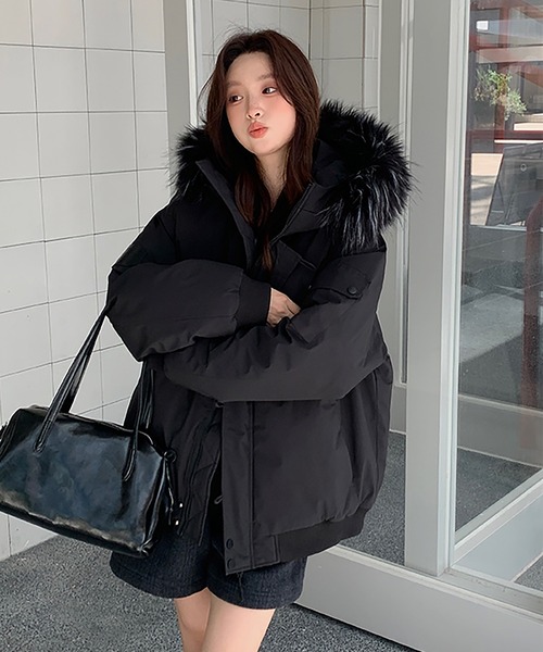 フェイクファー付き中綿ミドル丈コート（ダウンジャケット/コート