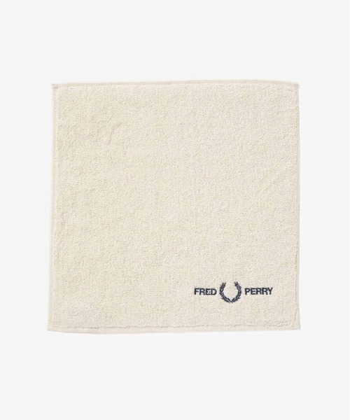 FRED PERRY（フレッドペリー）の「ZOZO限定ギフトセット／フレッドペリーマフラー＆タオルハンカチセット（マフラー・メンズ・ベージュ/ネイビー・ONE SIZE）」の7枚目の写真