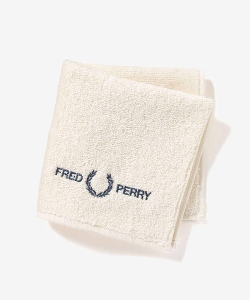 FRED PERRY（フレッドペリー）の「ZOZO限定ギフトセット／フレッドペリーマフラー＆タオルハンカチセット（マフラー・メンズ・ベージュ/ネイビー・ONE SIZE）」の6枚目の写真