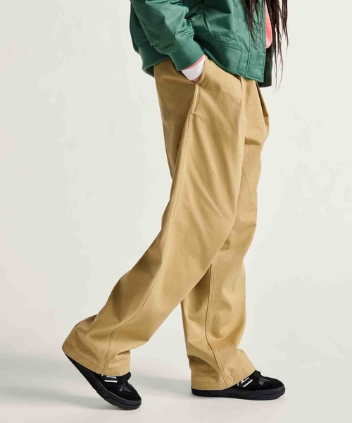 VANS（バンズ）の「PREMIUM BADLANDS チノパンツ / LX Badlands Chino Pant CORNSTA VN000MDQSQ71（チノパンツ・メンズ・ベージュ・30inch/34inch/28inch/32inch/36inch）」の3枚目の写真