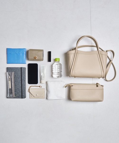 MISCH MASCH（ミッシュマッシュ）の「2WAYチューブストラップハンドバッグ（ハンドバッグ・レディース・グレー・ﾌﾘ-）」の9枚目の写真