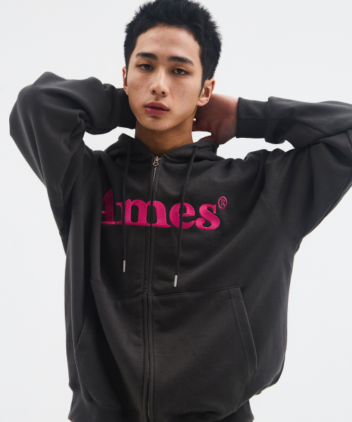 AMESWORLDWIDE（アメスワールドワイド）の「BASIC LOGO HOODIE ZIP UP CHARCOAL（パーカー・メンズ・その他・SMALL/MEDIUM/LARGE）」の5枚目の写真