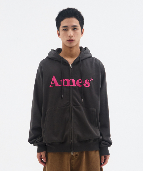 AMESWORLDWIDE（アメスワールドワイド）の「BASIC LOGO HOODIE ZIP UP CHARCOAL（パーカー・メンズ・その他・SMALL/MEDIUM/LARGE）」の8枚目の写真