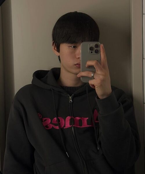 AMESWORLDWIDE（アメスワールドワイド）の「BASIC LOGO HOODIE ZIP UP CHARCOAL（パーカー・メンズ・その他・SMALL/MEDIUM/LARGE）」の22枚目の写真