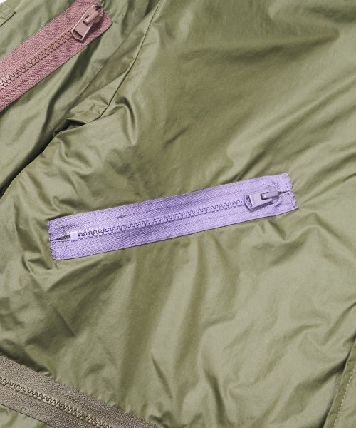 STIGMA(スティグマ)の「ZIPPER OVERSIZED FISHTAIL PARKA KHAKI(ミリタリージャケット・メンズ・その他・LARGE/X-LARGE)」の6枚目の写真